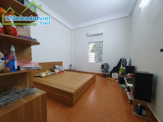 BÁN NHÀ VĂN TIẾN DŨNG – 55M2, 5 TẦNG – Ô TÔ QUA NHÀ, NGÕ THÔNG – FULL 7 NGỦ, GIÁ 8.9 TỶ