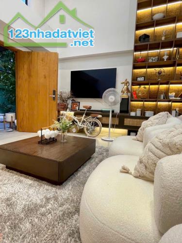 📣 BÁN NHÀ MẶT TIỀN 8 MÉT THẢO ĐIỀN QUẬN 2 – CHỈ 28 TỶ, FULL NỘI THẤT CAO CẤP - 2