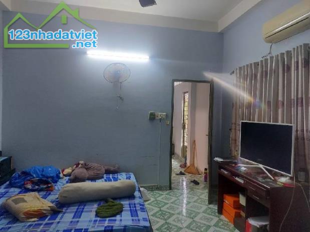 Bán nhà hẻm 131 Kinh Dương Vương Quận 6 - 164m2