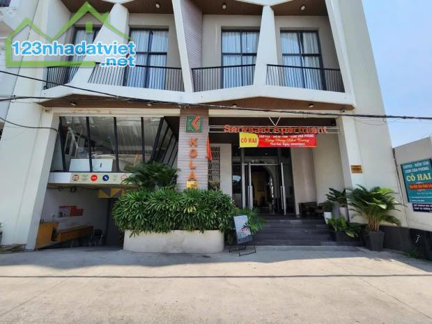 Bán Tòa CHDV Lạc Long Quân - 250m2 x 9T - MT 8m - Tầng hầm thang máy - Dòng tiền 3 tỷ 1 nă - 2