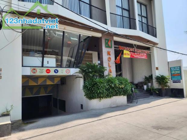 Bán Tòa CHDV Lạc Long Quân - 250m2 x 9T - MT 8m - Tầng hầm thang máy - Dòng tiền 3 tỷ 1 nă - 3