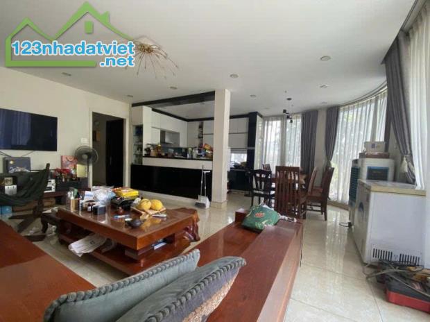 LÔ GÓC 2 MẶT TIỀN NGANG 8M, VỊ TRÍ SIÊU ĐẸP, KINH DOANH ĐA NGÀNH NGHỀ, AN PHÚ, QUẬN 2 - 5
