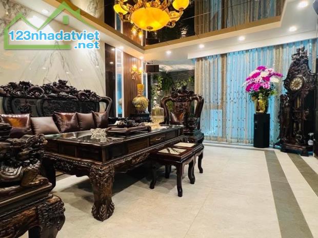 Hoa hậu ngõ VIP 97 Văn Cao, Ba Đình, 7 tầng, thang máy, ô tô vào nhà, 44.8m, 11.2tỷ - 1