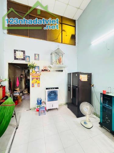 Bán nhà Măt tiền Vườn Lài - gần Văn Cao, Tân Hương, DT: 4.1x13m, Trệt +Lừng, 9.1 tỷ. - 1