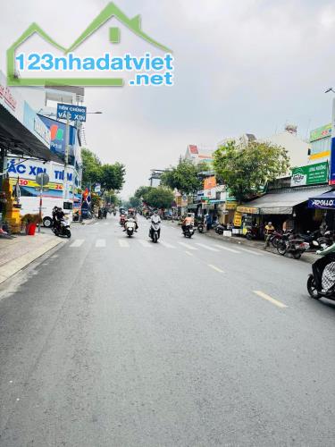 Bán nhà Măt tiền Vườn Lài - gần Văn Cao, Tân Hương, DT: 4.1x13m, Trệt +Lừng, 9.1 tỷ.