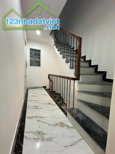 NHÀ PHỐ NGÕ QUỲNH XÂY MỚI, 5 TẦNG , GIÁ NHỈNH 8 TỶ - 4