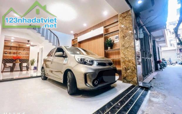 PHÂN LÔ HOÀNG CẦU - 48M - 4 TẦNG - GẦN HỒ - NHÀ ĐẸP - GIÁ TỐT.