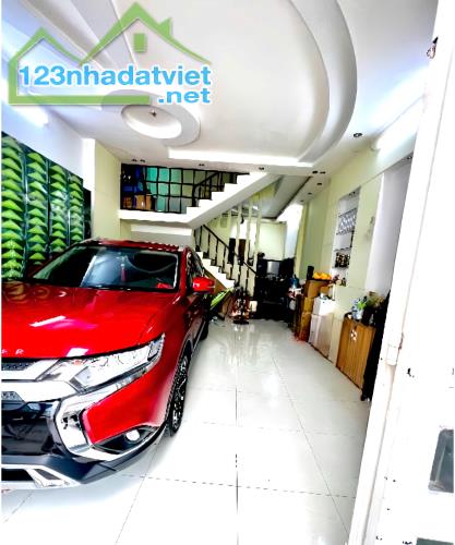 Bán nhà 3 tầng sân thượng, hẻm ô tô Lê Văn Khương, Thới An, Q.12, 5.4x17, nhỉnh 5 tỷ - 4