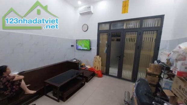 Bán nhà phố Kim Ngưu, Hai Bà Trưng 35m, 4 tầng, Giá: 6.98 tỷ. LH: 0937.158.386 - 4