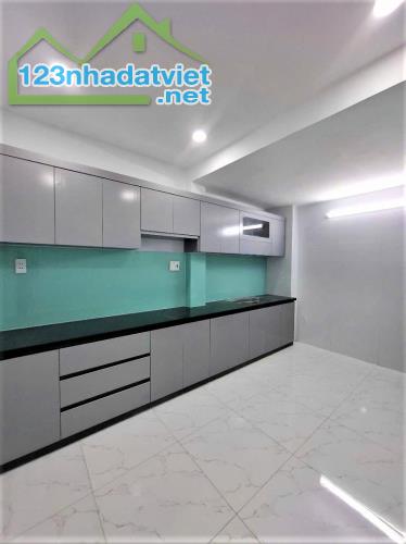 7.2 TỶ - NHÀ MỚI CAO THẮNG QUẬN 10 - HẺM XE HƠI THÔNG - 45M2 3 TẦNG 3PN KHÉP KÍN - VUÔNGA4 - 1