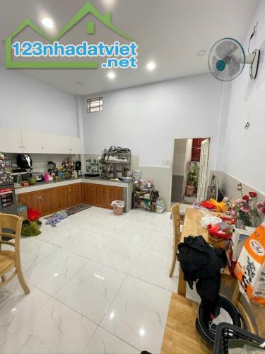 NHÀ XÂY TÂM HUYẾT(5*12) HẺM OTO NHỈNH 4.X TỶ LH 0938872331 - 1