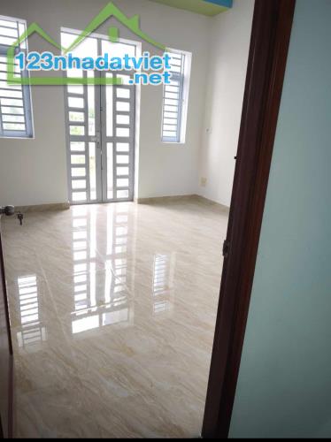 Bán Nhà Xuân Thới Đông 1, 80m2, 2Tầng BTCT, Đường 5 m Xe hơi ngủ trước nhà. - 4