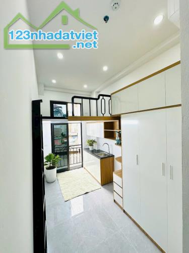 CCMN Triều khúc 7x12 Phòng. Ngõ Thông, Doanh Thu 50tr/tháng. Giá 9.9 Tỷ