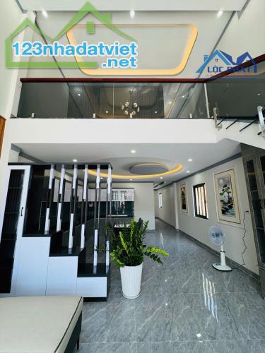 BÁN NHÀ Gác Lửng SỔ RIÊNG Ngay HOÀNG YẾN . Trảng Dài , Biên Hoà GIÁ 2 TỶ 490 - 3