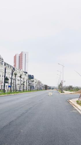 Chính chủ bán gấp Louis City III Đại Mỗ, 5 tầng xây thô, 120m, 2 thoáng trước sau, vỉa hè