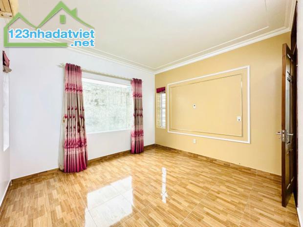 nhà độc lập Đình Đông - lê chân # 3,68 tỷ - 4