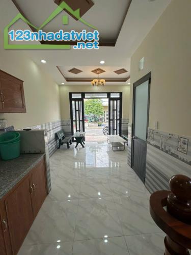 Nhà mới xây 1 triệt 1 lầu 2 phòng ngủ 32m hỗ trợ trả góp - 4