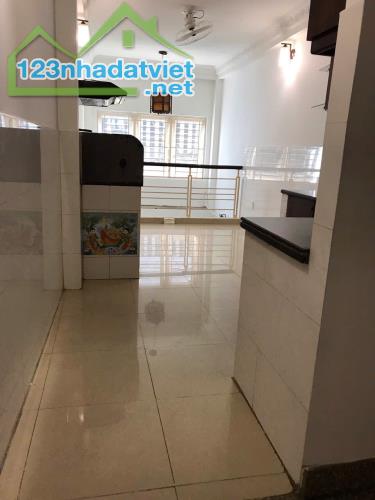 Bán nhà Quận 3, Nguyễn Đình Chiểu, 4 tầng, Hẻm xe hơi, 8.x tỷ - 1