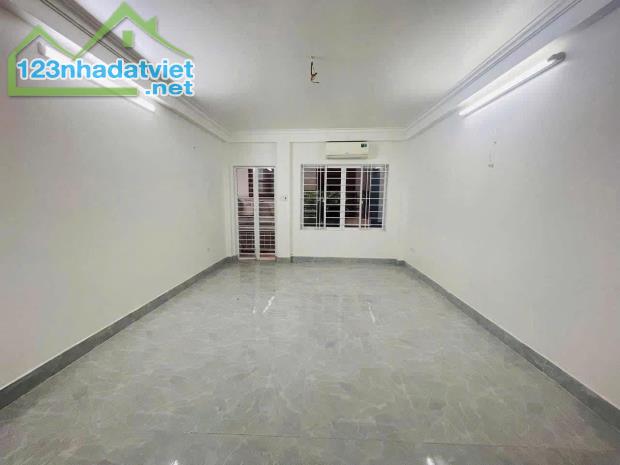 BÁN NHÀ MỸ ĐÌNH 31M – 5 TẦNG – NHÀ MỚI XÂY ĐẦY ĐỦ CÔNG NĂNG – GẦN BẾN XE MỸ ĐÌNH – TIỆN - 1
