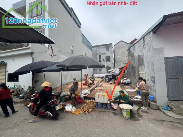 Bán đất tổ 2, TT Chi Đông, Mê Linh, HN. Mặt chợ, kinh doanh sầm uất. Vị trí đẹp, kinh