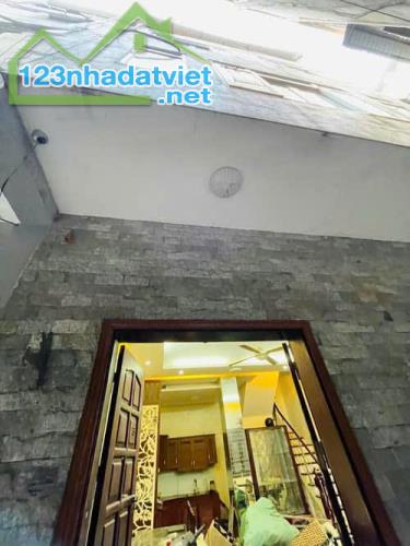 Bán nhà Hà Đông gần Bưu Điện, Trung tâm phố cổ, ba bước ra phố, mặt tiền siêu rộng. - 3