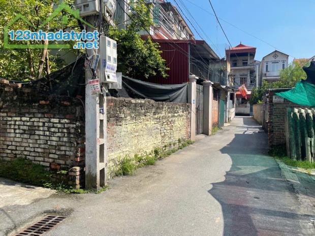 BÁN ĐẤT TIÊN KHA TIÊN DƯƠNG-LÔ GÓC CHIA LÔ-3 THOÁNG-GẦN TT ĐÔNG ANH-CẦU NHẬT TÂN-6,3 TỶ