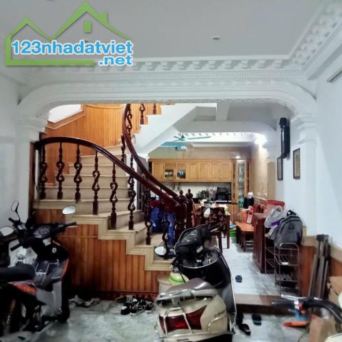 bán nhà Đống Đa 50m Thịnh Quang, 2 thoáng, kinh doanh nở hậu - 1