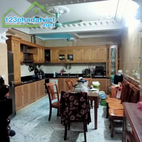 bán nhà Đống Đa 50m Thịnh Quang, 2 thoáng, kinh doanh nở hậu - 3