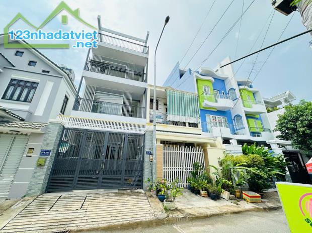 BÁN NHÀ MẶT PHỐ DG SỐ 9 - THẢO ĐIỀN - QUẬN 2 - 23.5 TỶ - 118M2 - 3 TẦNG - 4PN - 5WC - 1