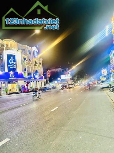 Bán nhà Cấp 4 Mặt tiền Phan Văn Trị 95m2 – Giá 16,5 Tỷ tl.