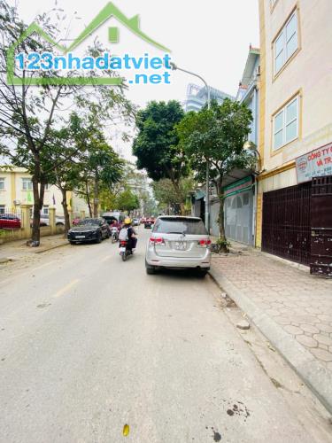 Bán tòa văn phòng đường xuân la quận Tây Hồ 135m2 mặt tiền 9m vỉa hè ô tô tránh giá 80 tỷ - 4
