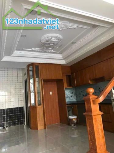 CẠNH KHU TÁI ĐỊNH CƯ 38HA NHÀ 5 TẦNG PHAN VĂN HỚN HẺM 12M THÔNG -53M2 (4*13.5) -NHỈNH 8 TỶ - 4