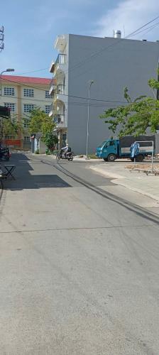 CẠNH KHU TÁI ĐỊNH CƯ 38HA NHÀ 5 TẦNG PHAN VĂN HỚN HẺM 12M THÔNG -53M2 (4*13.5) -NHỈNH 8 TỶ
