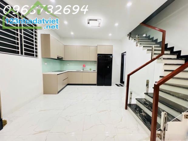 DT40M NHÀ ĐẸP ĐỐNG ĐA - LÔ GÓC BA MẶT THOÁNG SÁNG - FULL NỘI THẤT Ở NGAY. - 1