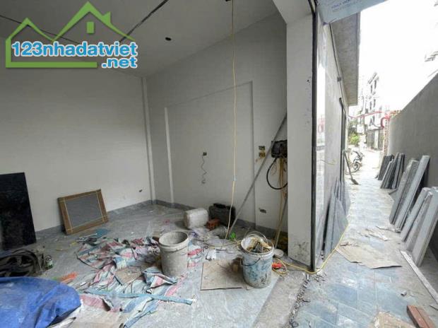 👌BÁN NHÀ TẶNG VIEW BIỆT THỰ TRƯỚC NHÀ  THOÁNG SÁNG TẠI BÁT KHỐI - LONG BIÊN - Ô TÔ ĐỖ CỔN - 1