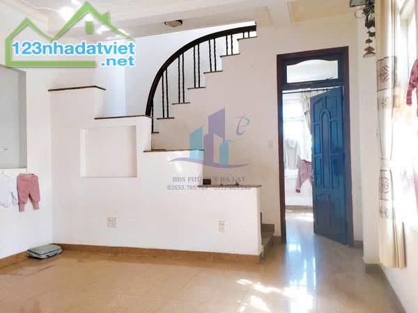 Bán nhà Hải thượng - phường 5 - tp đà lạt - 3