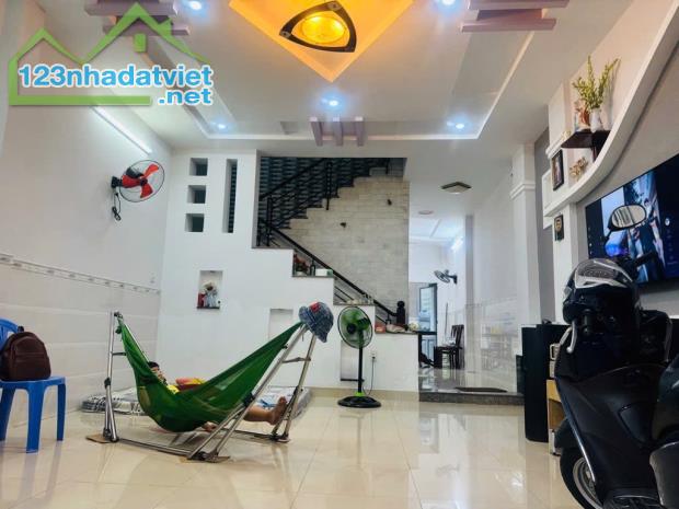 Bán Nhà Phường Thạnh Xuân- Quận 12.LH: 0967398562. - 2