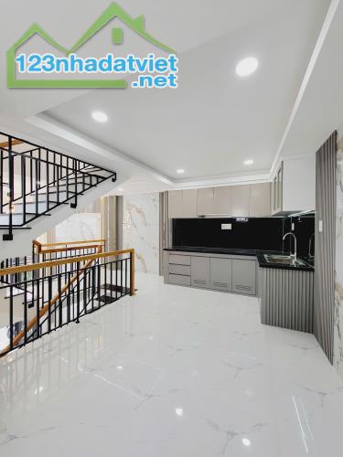 Nhà Nguyễn Văn Lượng 40m2 4PN - Ngay Lottemart - Hẻm Xe Hơi Ngủ Trong Nhà - 3