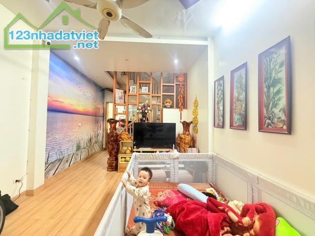 Bán nhà đẹp Xuân La, Tây Hồ giá tốt: Ngõ oto tránh, vị trí thuận tiện giao thông, gần trườ - 2