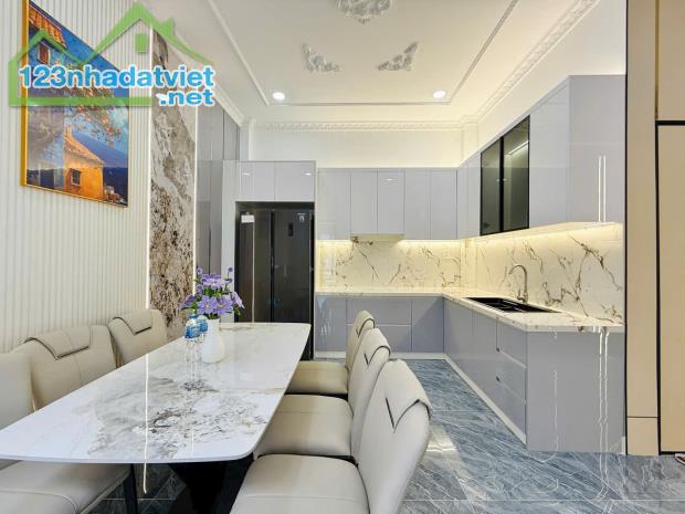 Bán nhà 2 mặt hẻm 5m thông đường Lê Đức Thọ, P.15, 5,5 x 11 NH 11m, 4 lầugiá 6.38 tỷ tl - 3