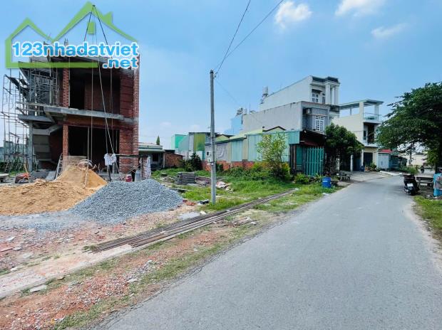 Đất mặt tiền xã Tân Thông Hội, Một sẹt QL22, 200m2, Sổ hồng riêng - 2