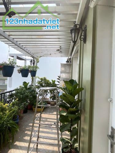 BIỆT THƯ SÂN VƯỜN. MT KINH DOANH KẾ LÊ VĂN QUỚI.NGANG 10M  GIÁ TỐT 22.9 T.TL - 3