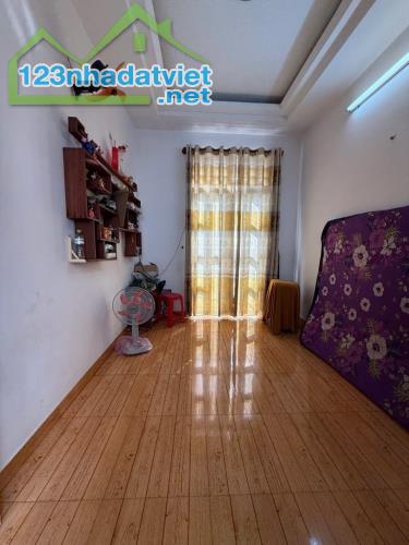 MẶT TIỀN KINH DOANH TÂN CHÁNH HIỆP Q12 - 2 TẦNG - NGAY ĐẠI HỌC GIAO THÔNG VẬN TẢI - GIÁ 4. - 4