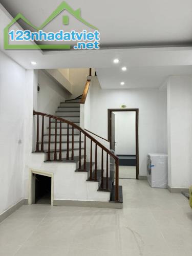 SIÊU PHẨM PHỐ LÊ QUANG ĐẠO 35Mx6T 30M RA PHỐ - NGÕ THÔNG KHU DÂN TRÍ TỐT - NHÀ ĐẸP FULL NT