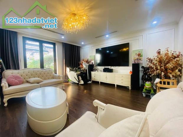 Siêu Phẩm Kinh Doanh Mặt Phố phố Lương Định Của, Đống Đa 90M2, 5 Tầng , Giá 24.5 Tỷ - 3