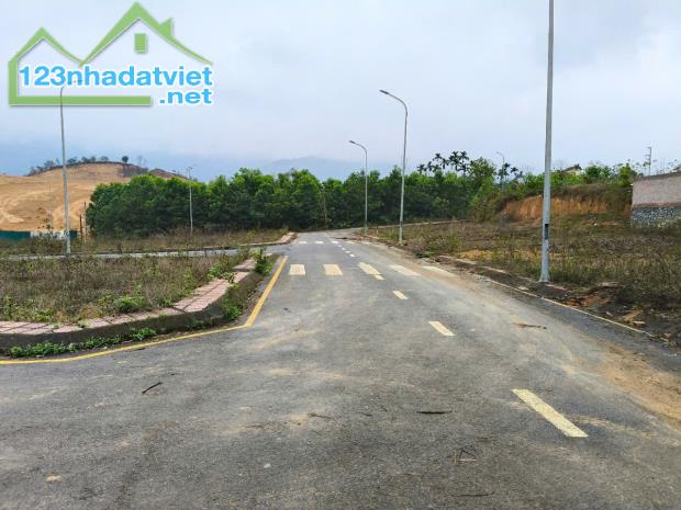 Siêu phẩm 2.950 26.5 11 triệu/m2 Bãi Dài, Thạch Thất, HN