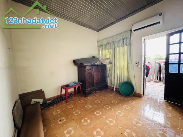 👉 Hàng xóm bến xe khách Đông Anh Tổ 19, Thị trấn Đông Anh. Lô góc sẵn nhà 2 tầng, - 2