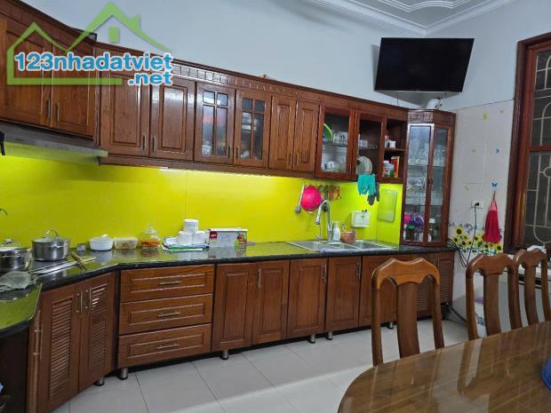 Phùng Chí Kiên, Phân lô Vỉa hè, Ô tô tránh, diên tích 81m2, 6 tầng, MT 4.5m, Giá 28.5 tỷ. - 1