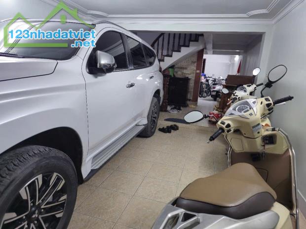 Phùng Chí Kiên, Phân lô Vỉa hè, Ô tô tránh, diên tích 81m2, 6 tầng, MT 4.5m, Giá 28.5 tỷ. - 5