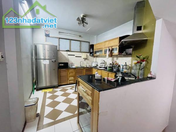 Nhà Mặt Tiền Kinh Doanh Lê Văn Sỹ Quận Phú Nhuận Phường 13. - 2